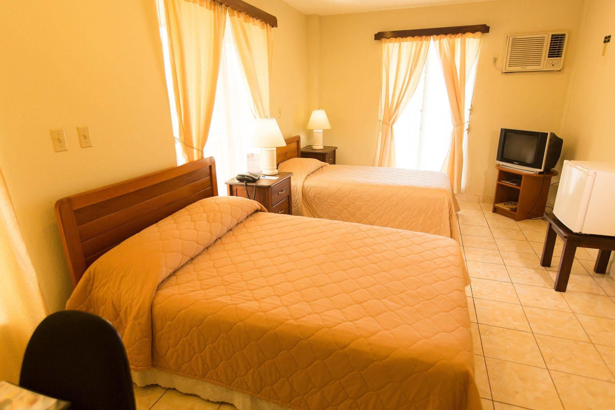 Hotel Mansion Teodolinda Managua Eksteriør billede