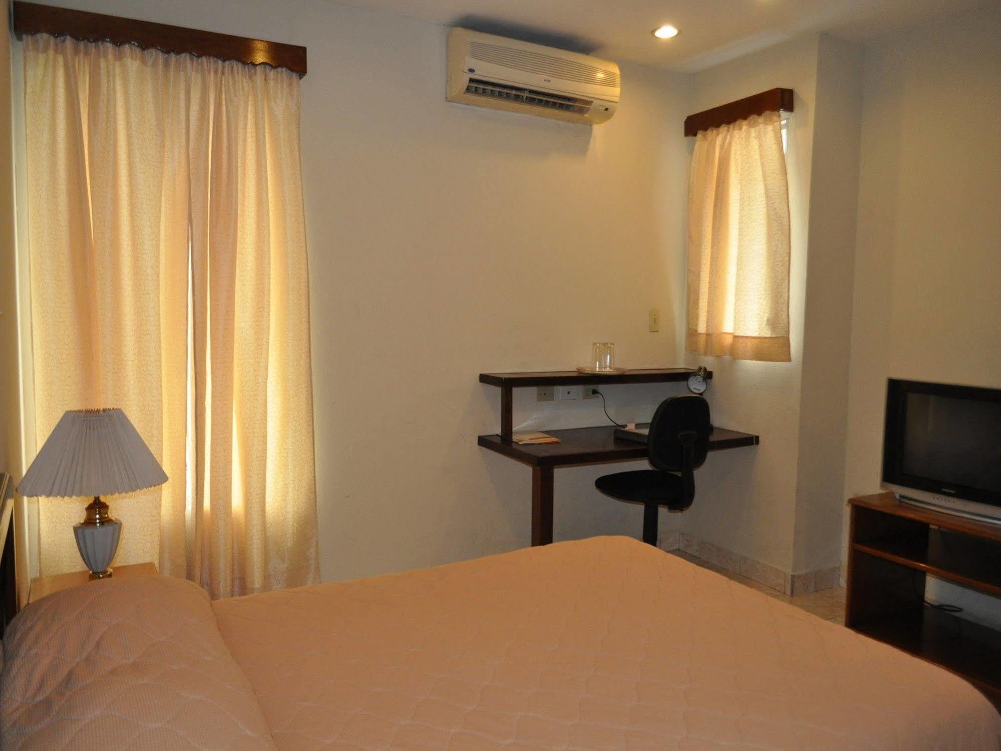 Hotel Mansion Teodolinda Managua Eksteriør billede